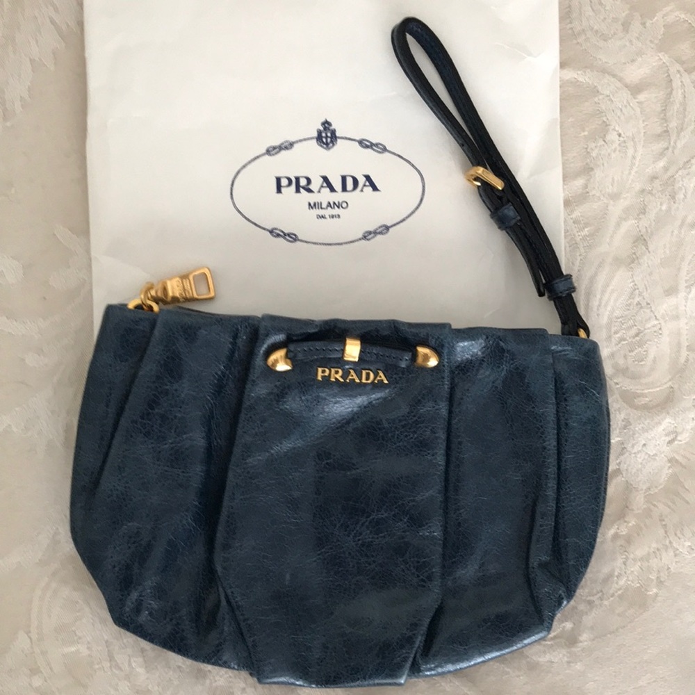 Prada clutch, worn twice, perfect condition